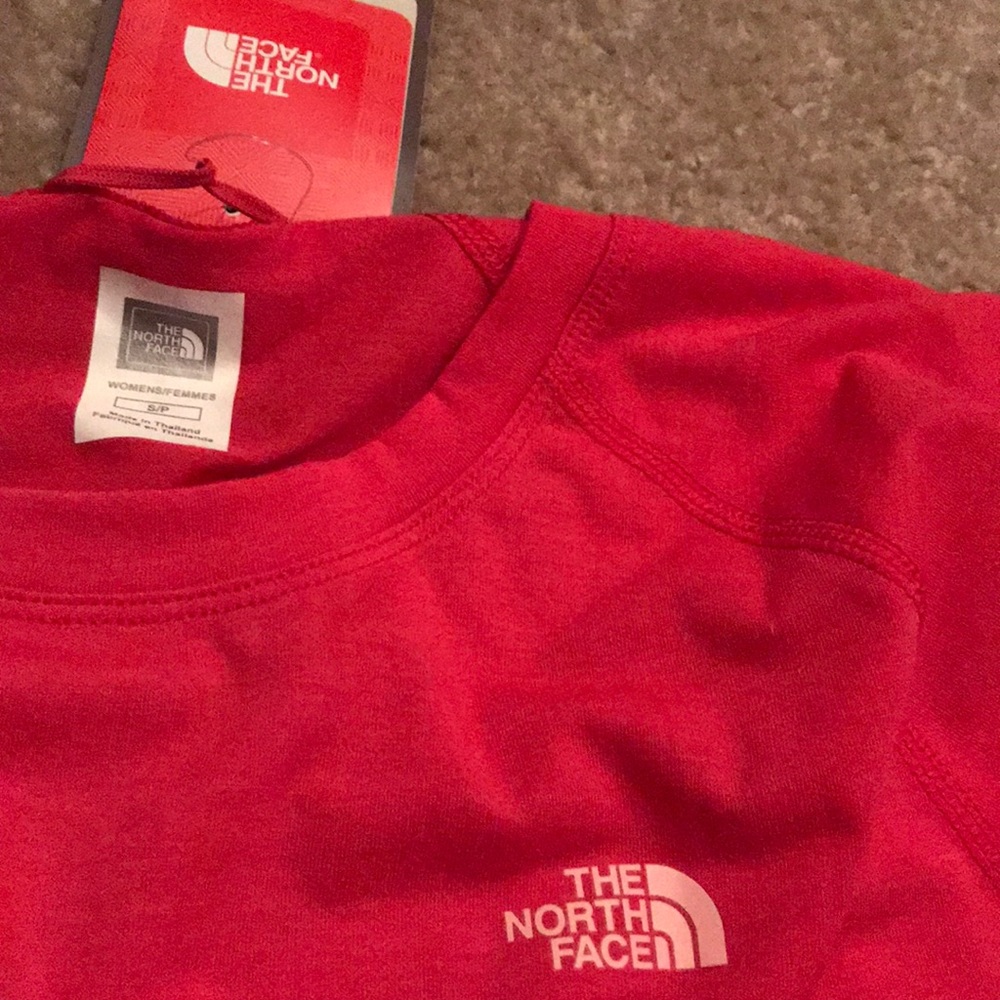 NWT North face tee